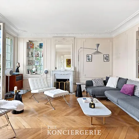 Apartment Haussmannian 3bdr With Balcony *